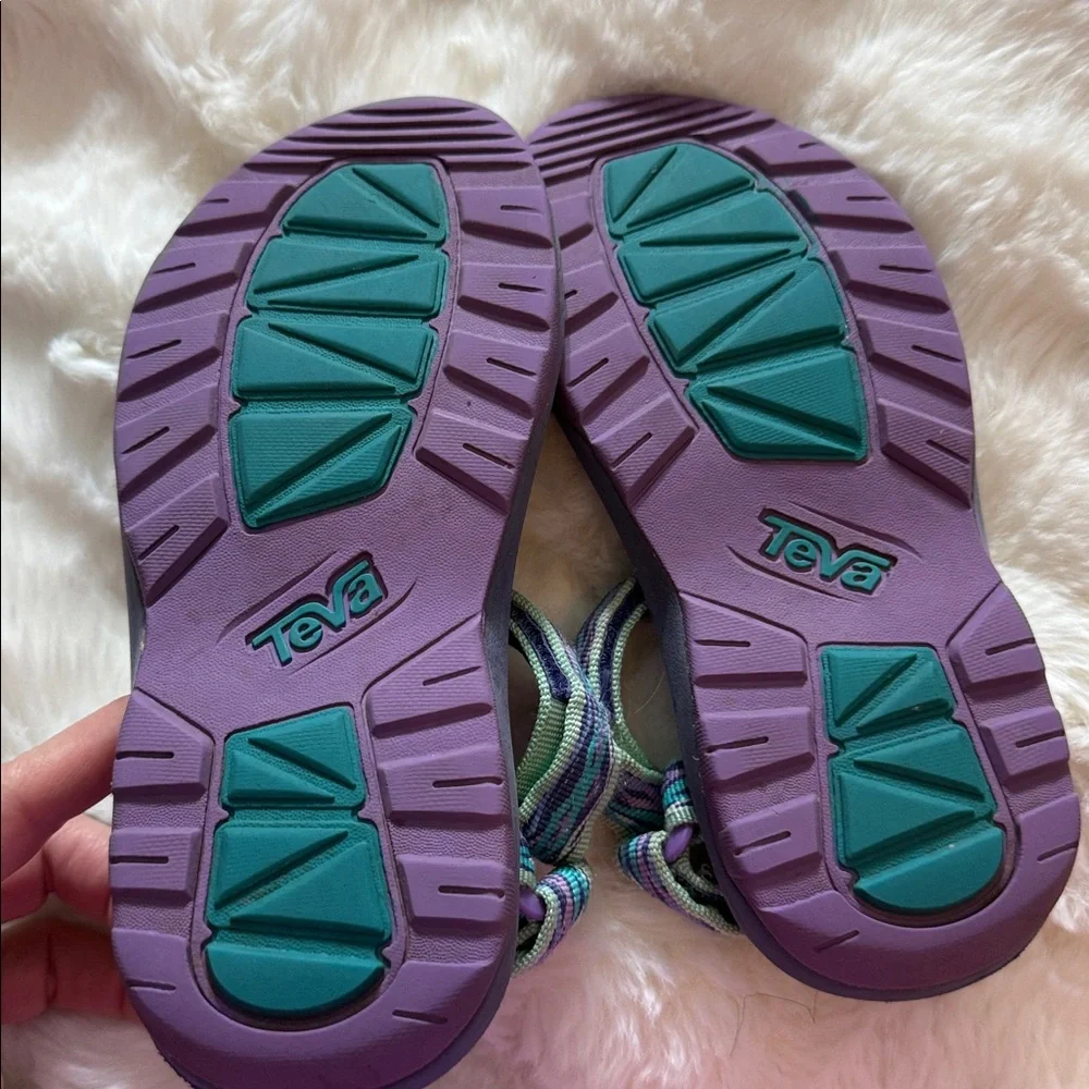 Teva lightweight sport